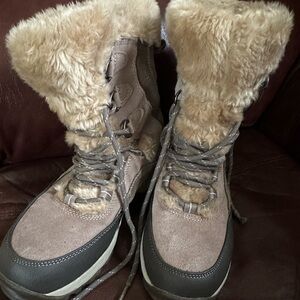Hi-Tec Tan and Gray Winter Boots size 8 see photos for details.